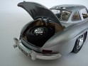 1:18 Bburago Mercedes Benz 300 SL  Grey Metallic. Uploaded by Francisco